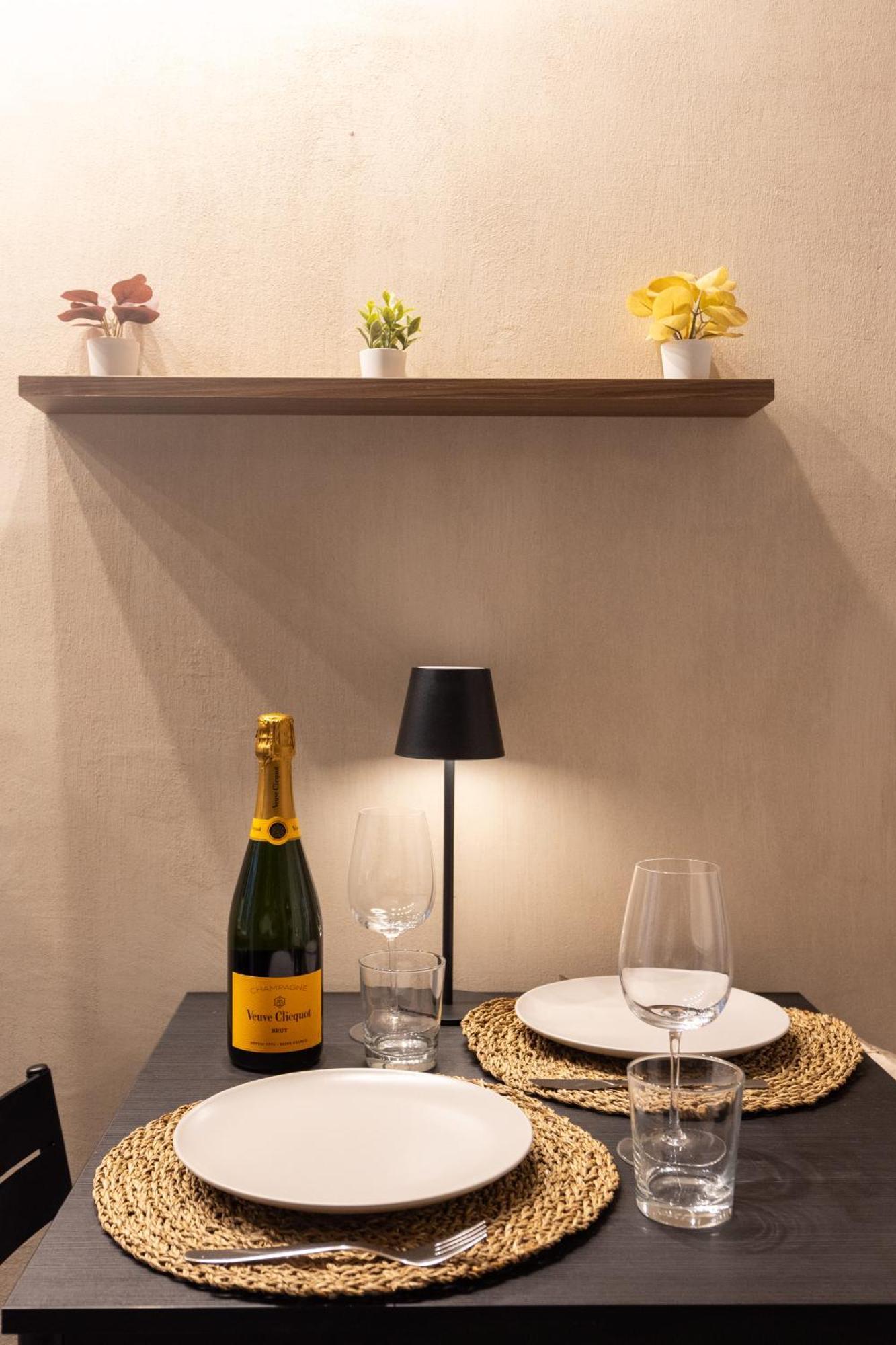 רומא Urban Chic Luxury Suite Apartments מראה חיצוני תמונה